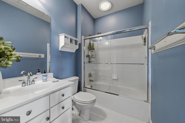40409 AUTUMN OAK LN, Aldie, VA 20105