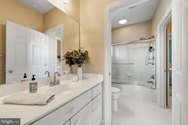 40409 AUTUMN OAK LN, Aldie, VA 20105
