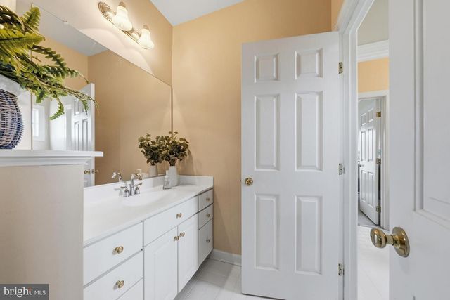 40409 AUTUMN OAK LN, Aldie, VA 20105