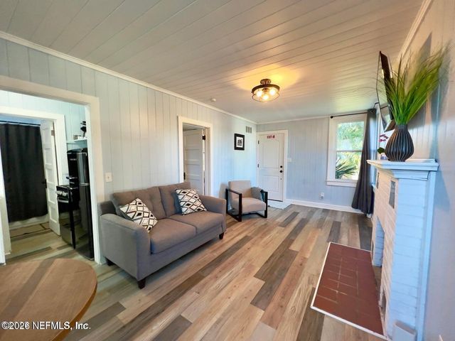 313 ANASTASIA Boulevard A & B, St. Augustine, FL 32080