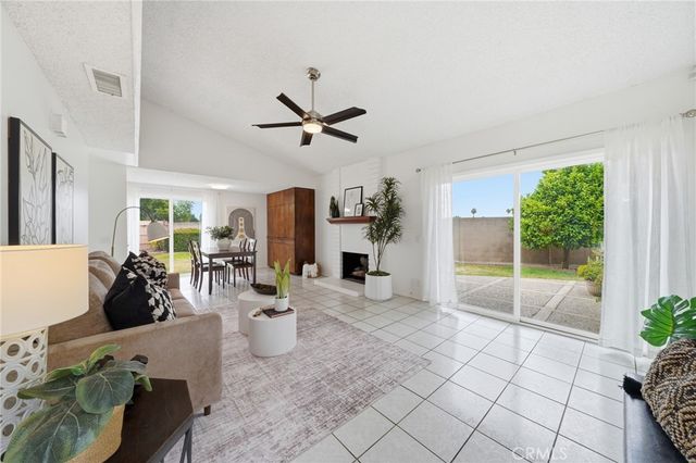 14352 Kipling Lane, Tustin, CA 92780
