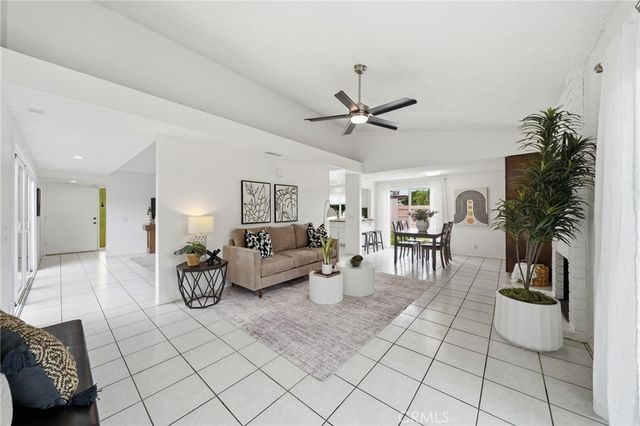 14352 Kipling Lane, Tustin, CA 92780