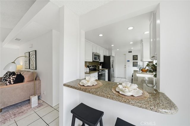 14352 Kipling Lane, Tustin, CA 92780