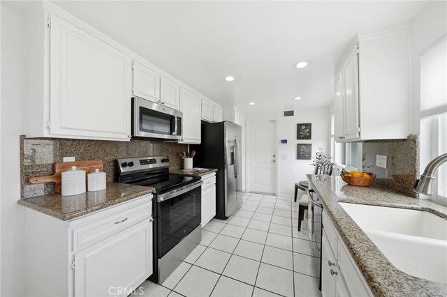 14352 Kipling Lane, Tustin, CA 92780