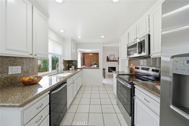 14352 Kipling Lane, Tustin, CA 92780