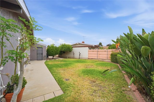 14352 Kipling Lane, Tustin, CA 92780