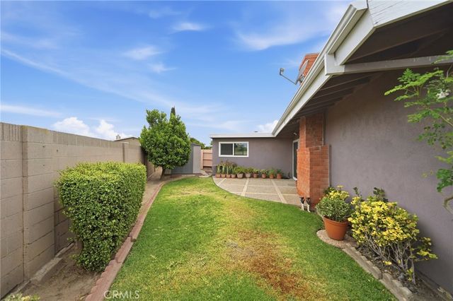 14352 Kipling Lane, Tustin, CA 92780