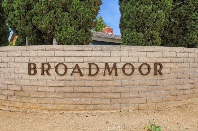 14352 Kipling Lane, Tustin, CA 92780