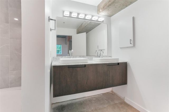 2000 Bagby Street 2401, Houston, TX 77002