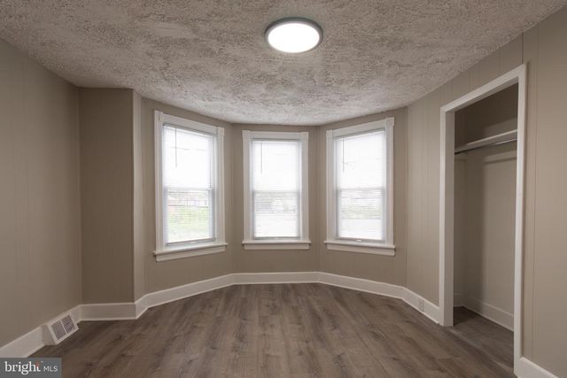 39 N 22ND ST, Camden, NJ 08105