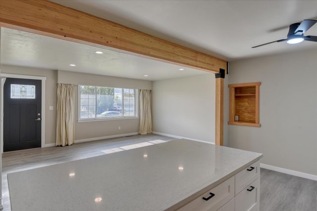 3623 E Euclid Ave, Spokane, WA 99217