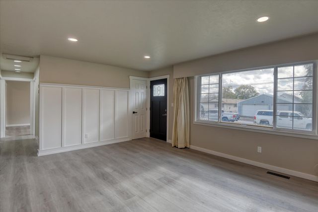 3623 E Euclid Ave, Spokane, WA 99217