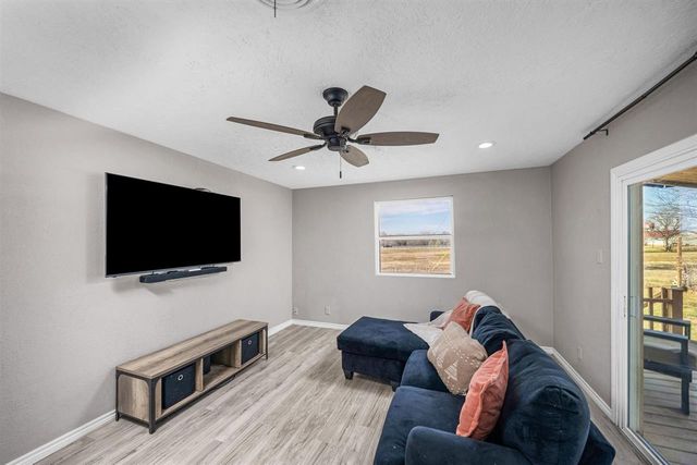 2425 NW 35th St, Lawton, OK 73505