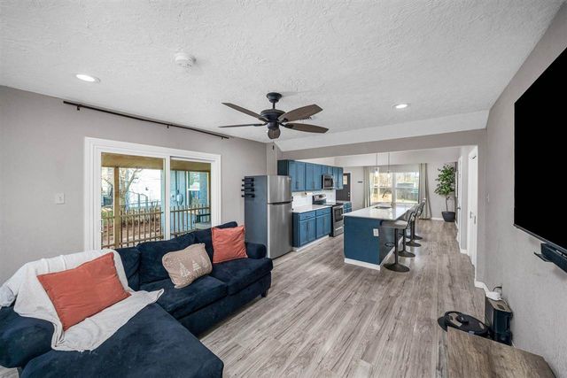 2425 NW 35th St, Lawton, OK 73505