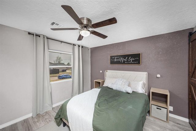 2425 NW 35th St, Lawton, OK 73505