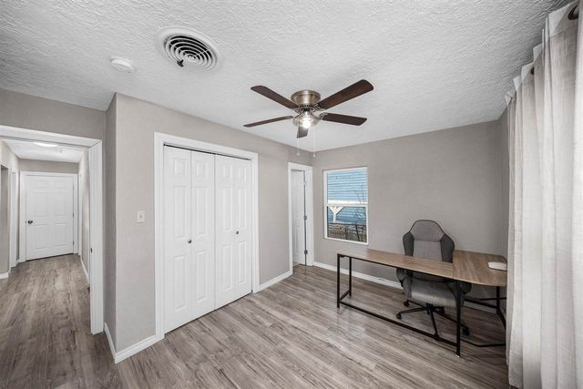 2425 NW 35th St, Lawton, OK 73505