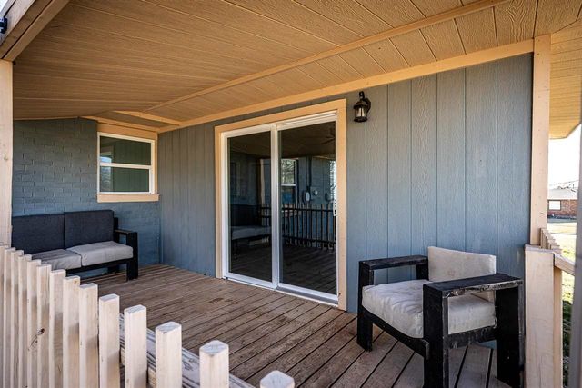 2425 NW 35th St, Lawton, OK 73505