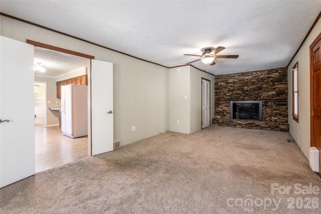 215 Browning Avenue, Hendersonville, NC 28791