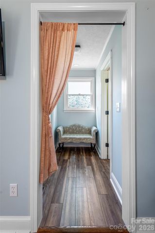 215 Browning Avenue, Hendersonville, NC 28791