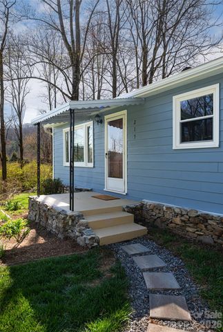 215 Browning Avenue, Hendersonville, NC 28791
