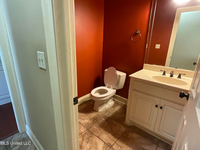221 Pearlie Owens Drive, Byram, MS 39212