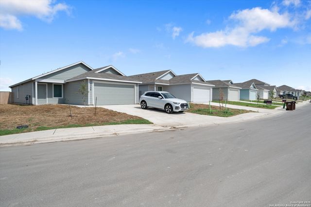 3756 Axis Hill, New Braunfels, TX 78132