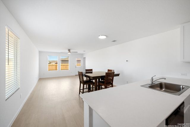 3756 Axis Hill, New Braunfels, TX 78132