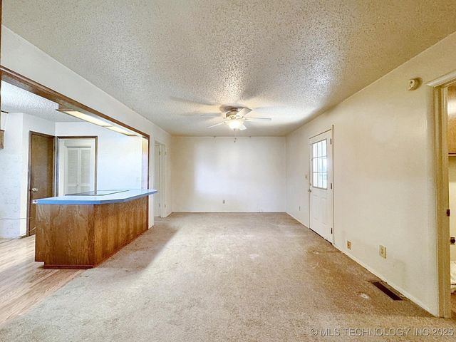 613 S Rodgers Street, Vian, OK 74962