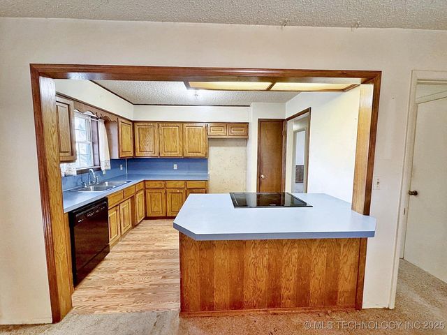 613 S Rodgers Street, Vian, OK 74962