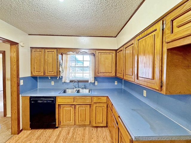 613 S Rodgers Street, Vian, OK 74962