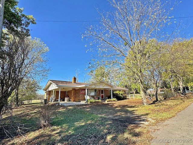 613 S Rodgers Street, Vian, OK 74962