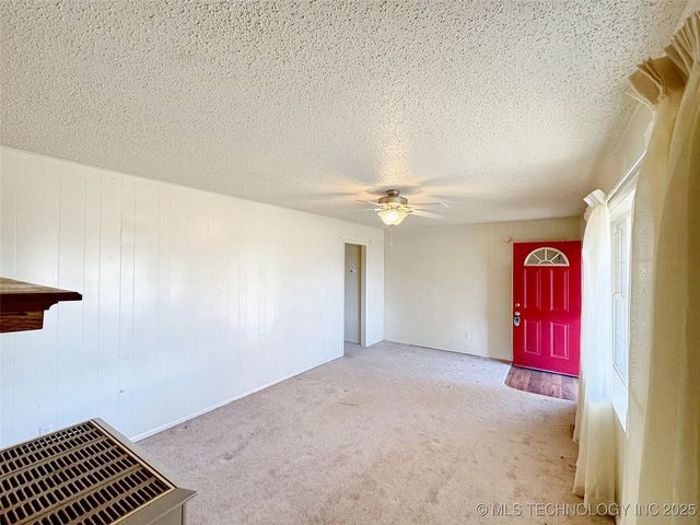 613 S Rodgers Street, Vian, OK 74962