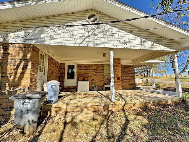 613 S Rodgers Street, Vian, OK 74962