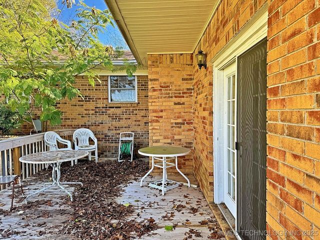 613 S Rodgers Street, Vian, OK 74962