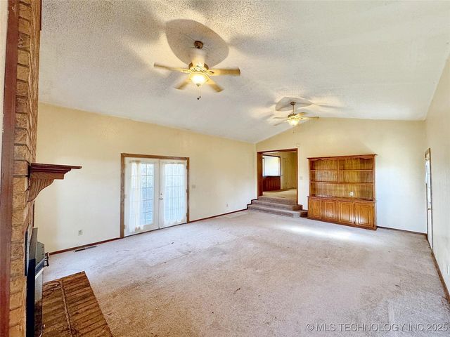 613 S Rodgers Street, Vian, OK 74962