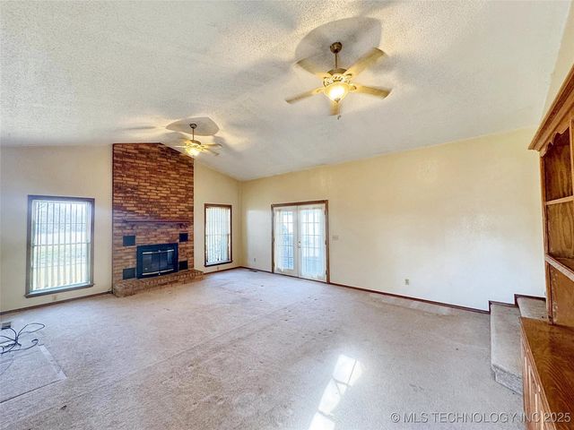 613 S Rodgers Street, Vian, OK 74962