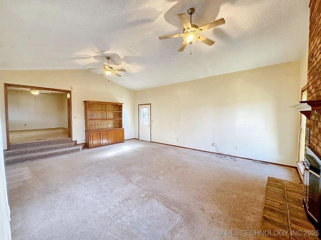 613 S Rodgers Street, Vian, OK 74962