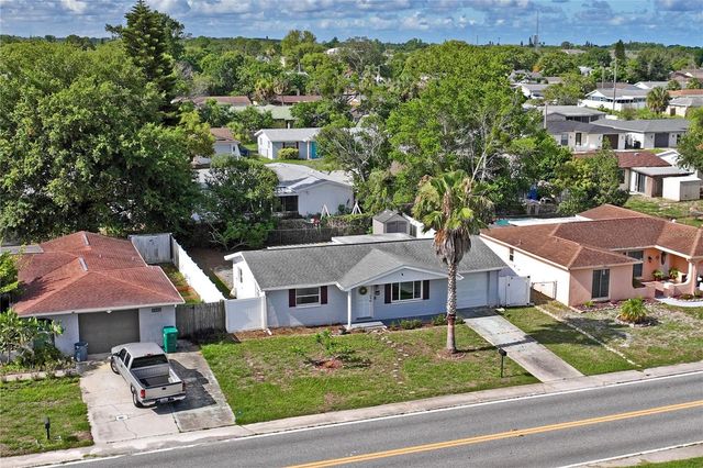 7024 FOX HOLLOW DRIVE, Port Richey, FL 34668