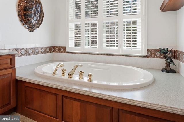 529 ASPEN WOODS DR, Yardley, PA 19067