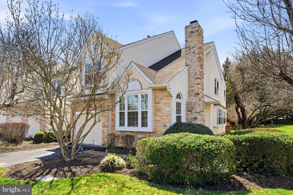 529 ASPEN WOODS DR, Yardley, PA 19067