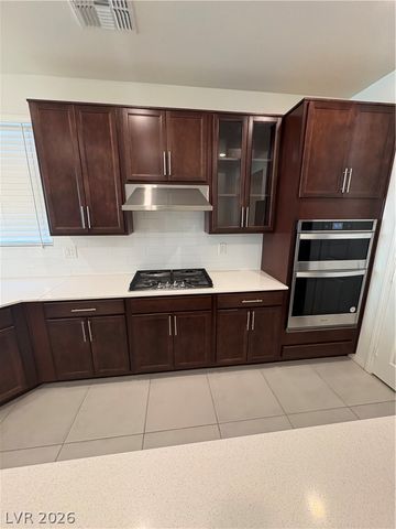 6841 Toll Mountain Street, North Las Vegas, NV 89086