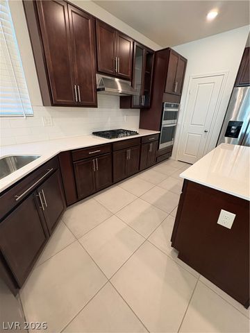 6841 Toll Mountain Street, North Las Vegas, NV 89086