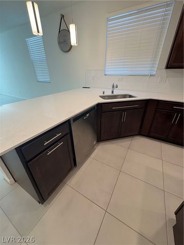 6841 Toll Mountain Street, North Las Vegas, NV 89086