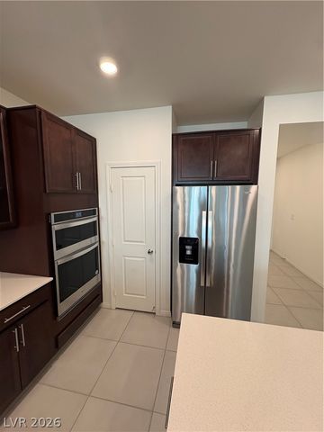 6841 Toll Mountain Street, North Las Vegas, NV 89086