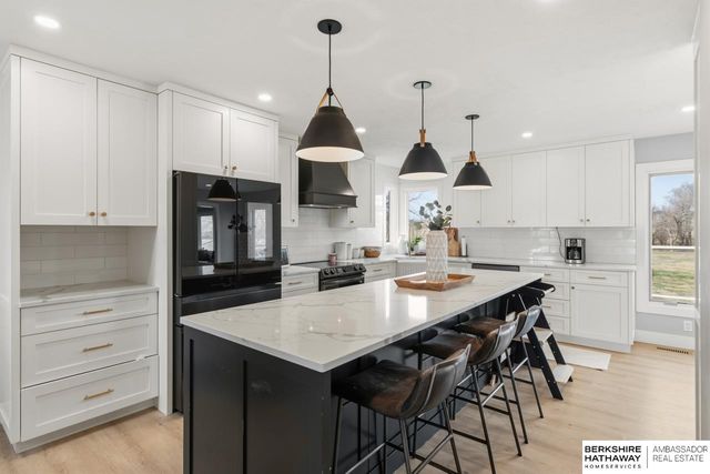 18104 Murray Trail, Gretna, NE 68028