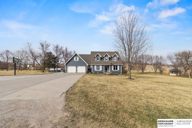 18104 Murray Trail, Gretna, NE 68028