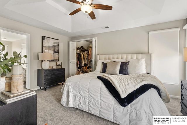 18104 Murray Trail, Gretna, NE 68028