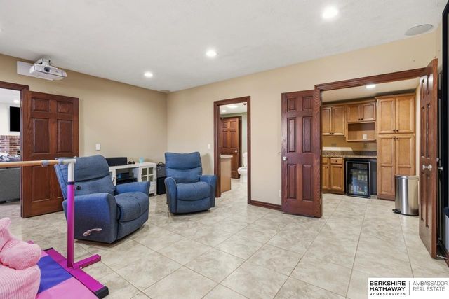 18104 Murray Trail, Gretna, NE 68028