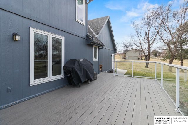 18104 Murray Trail, Gretna, NE 68028