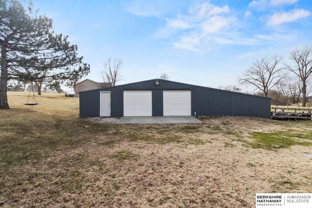 18104 Murray Trail, Gretna, NE 68028